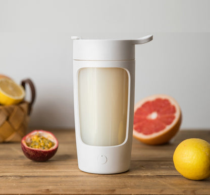 Portable juice blender - BANGN CREATIVE SOLUTIONS 